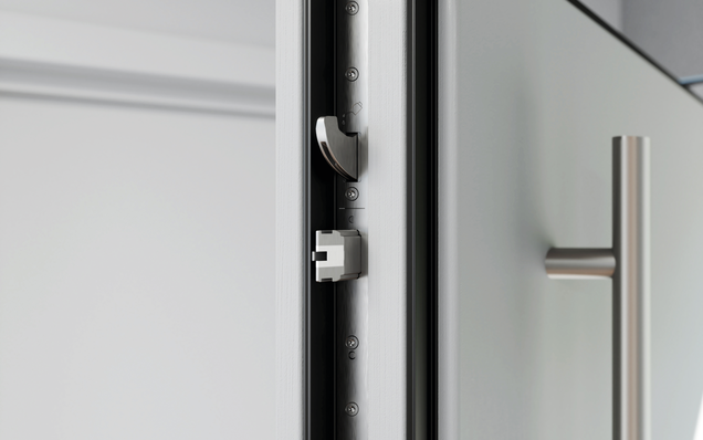 Hauseingangstür aus Holz mit Verschlusssystem GU SECURY Automatic-DR, Detailansicht Automatic-Doppelriegel